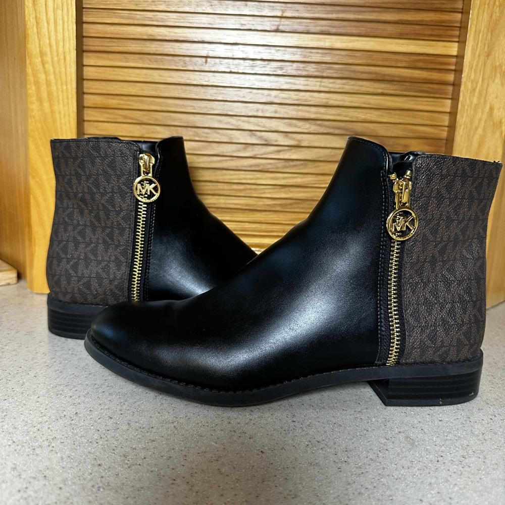 Michael Kors Black and Brown Boots with Gold Zipper